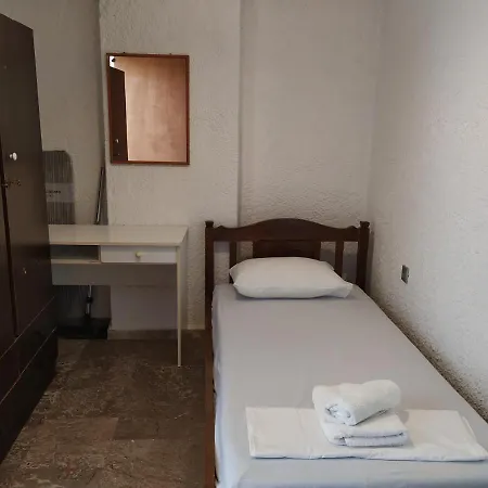 Coast Suites Apartment *