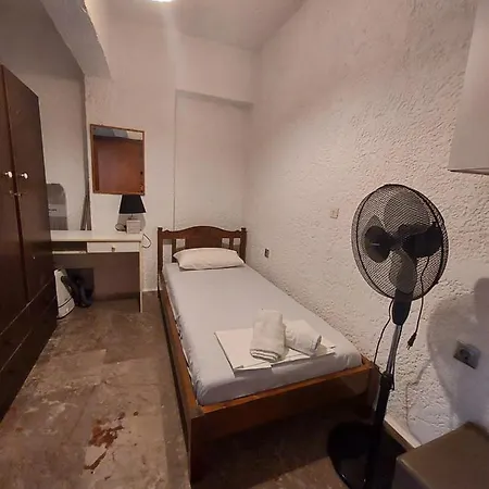 Coast Suites *