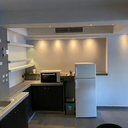 Coast Suites Lechaio